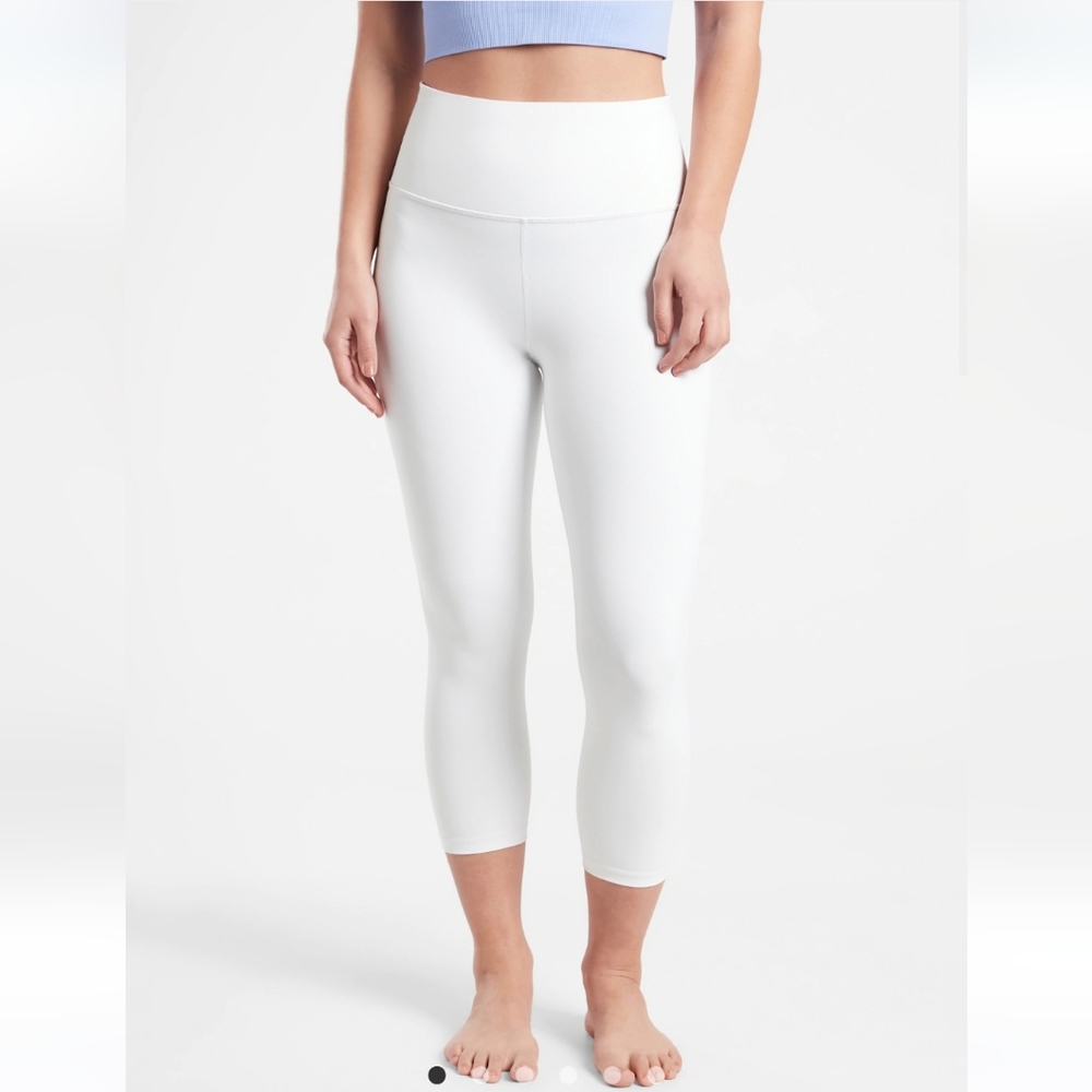 Athleta Ultra High Rise Elation Capri 7/8 tight